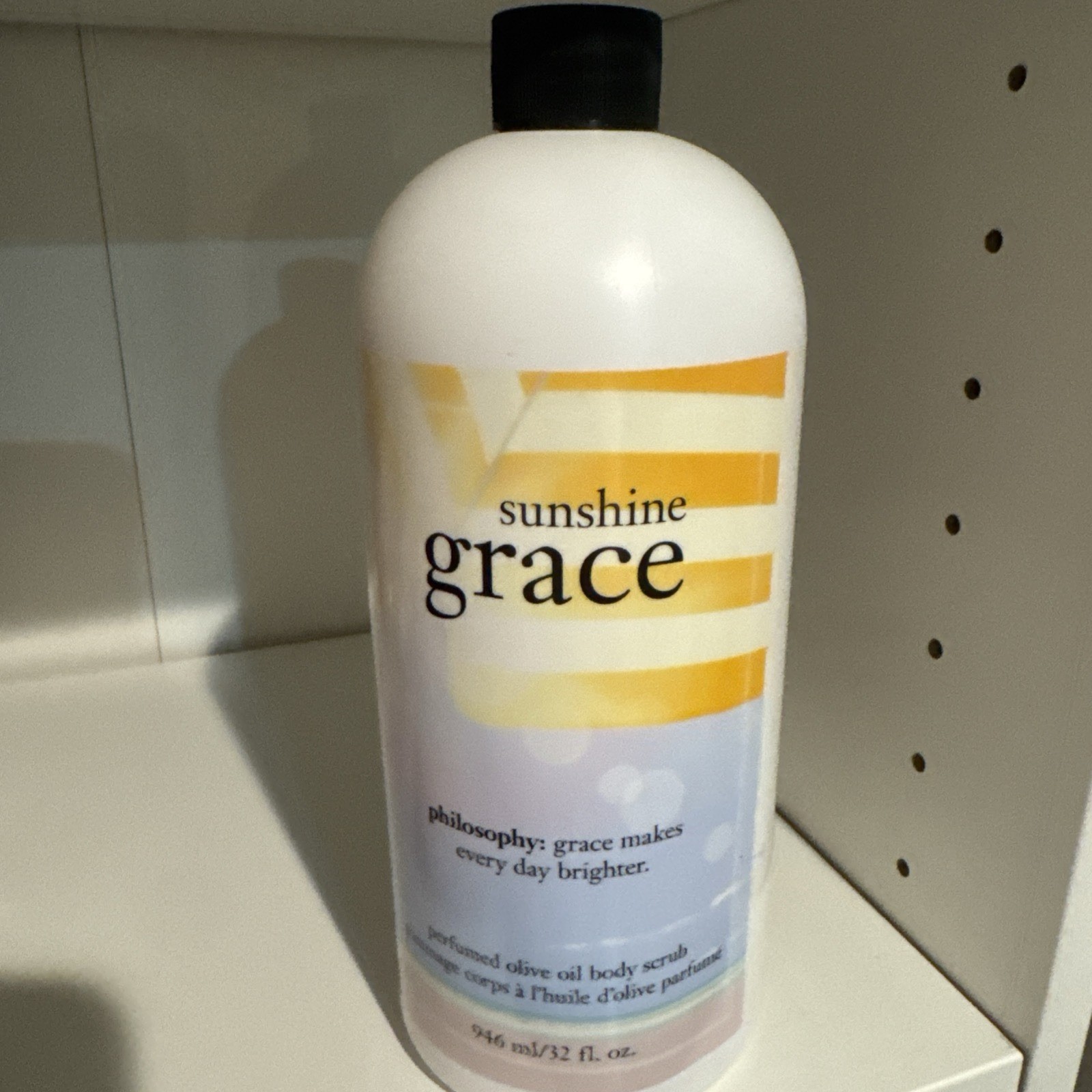 PHILOSOPHY SUNSHINE GRACE PERFUMED OLIVE OIL BODY SCRUB 32 oz NWOB & SEALED PHILOSOPHY SUNSHINE GRACE PERFUMED OLIVE OIL BODY SCRUB 32 oz NWOB & SEALED