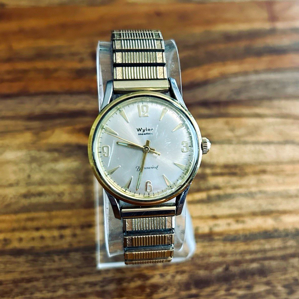 Wyler Dynawind vintage Men manual mechanical silver dial 28-32mm