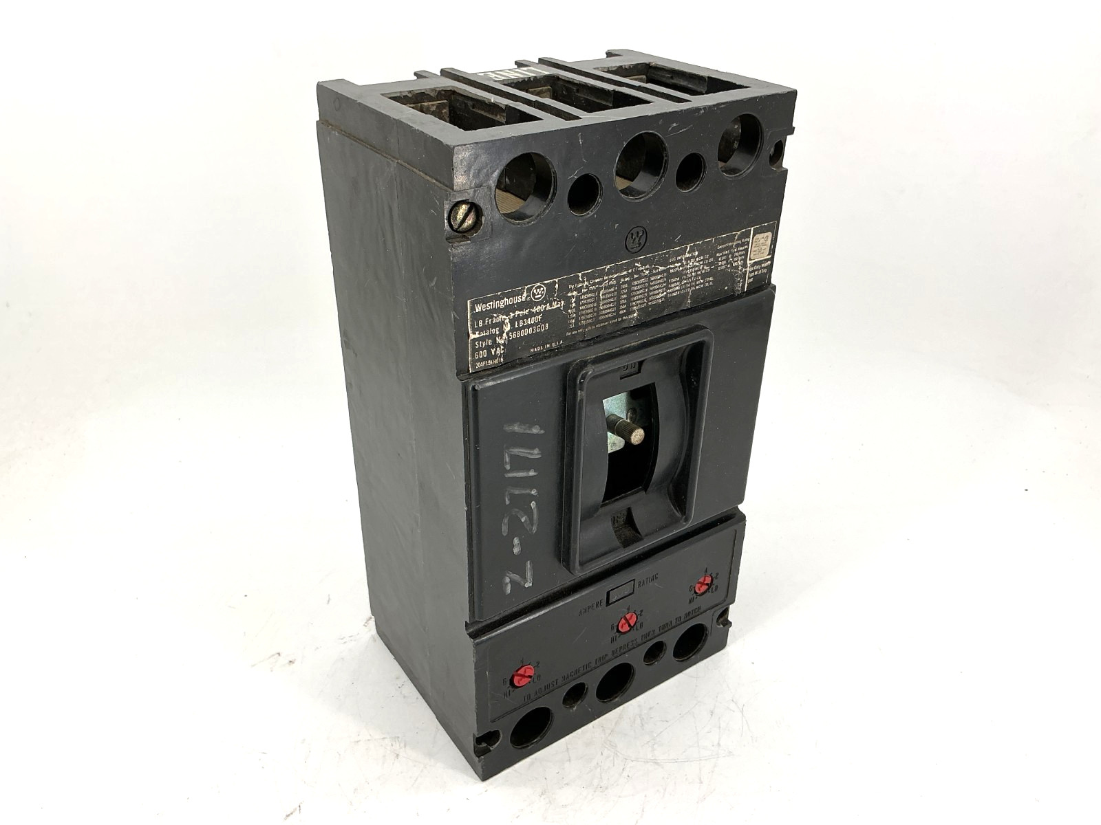 Westinghouse LB3400F Circuit Breaker 3P 300A 600VAC MISSING SWITCH Westinghouse LB3400F Circuit Breaker 3P 300A 600VAC MISSING SWITCH