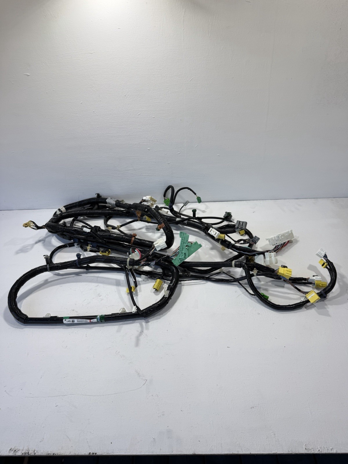 2014-2017 Honda Odyssey Elite LEFT Body Wire Harness 32160-TK8-A511-A 2014-2017 Honda Odyssey Elite LEFT Body Wire Harness 32160-TK8-A511-A