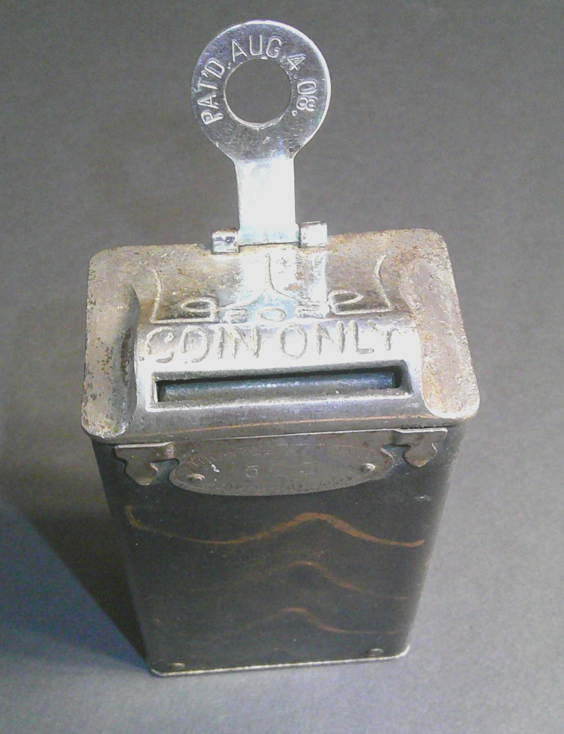 Antique  1908 The Trustee Co. Portland Oregon Wall Mount Coin Bank New Key # 575