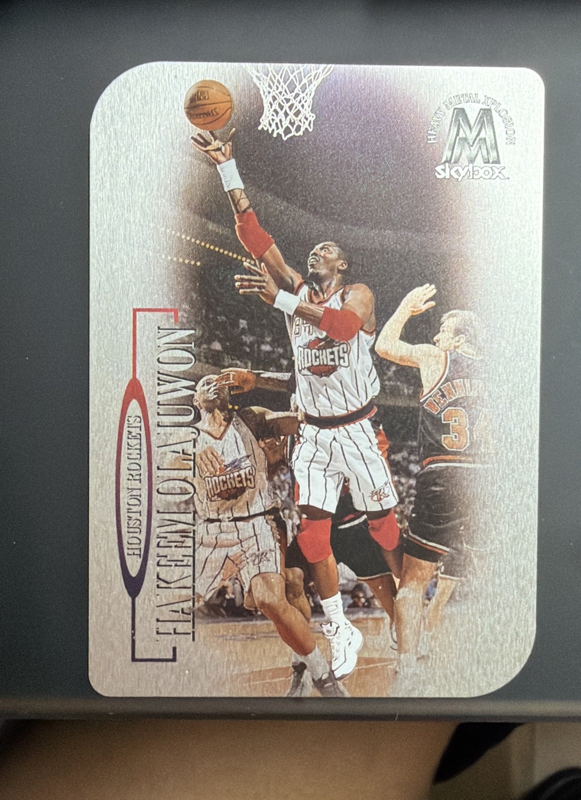 1998-99 Skybox Molten Metal - Heavy Metal Hakeem Olajuwon #110 Xplosion 1998-99 Skybox Molten Metal - Heavy Metal Hakeem Olajuwon #110 Xplosion