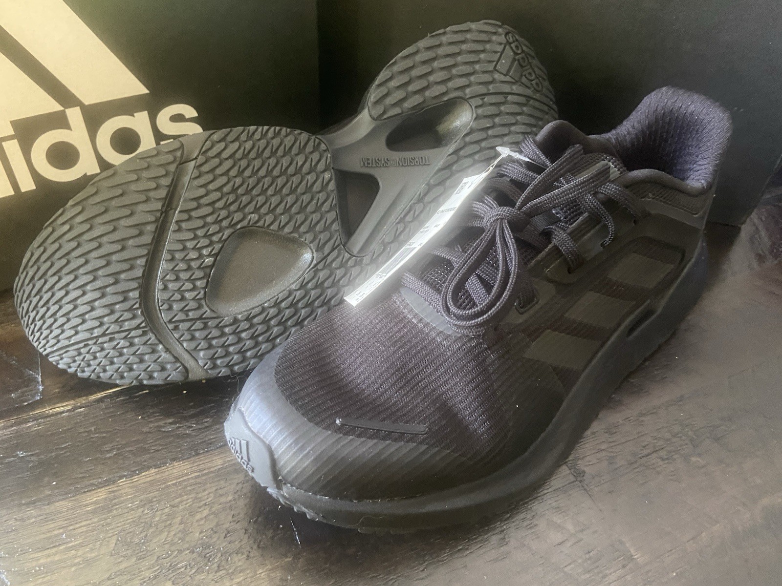 adidas Alphatorsion Running Shoes - Triple Black Size 8.5 New EG9626 adidas Alphatorsion Running Shoes - Triple Black Size 8.5 New EG9626