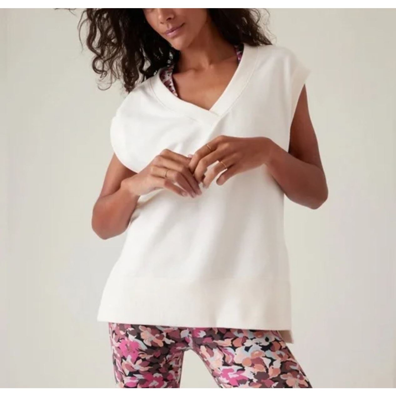 NWT Athleta Retroterry V Neck Sweatshirt XS White Oversized Sweater Vest Preppy
