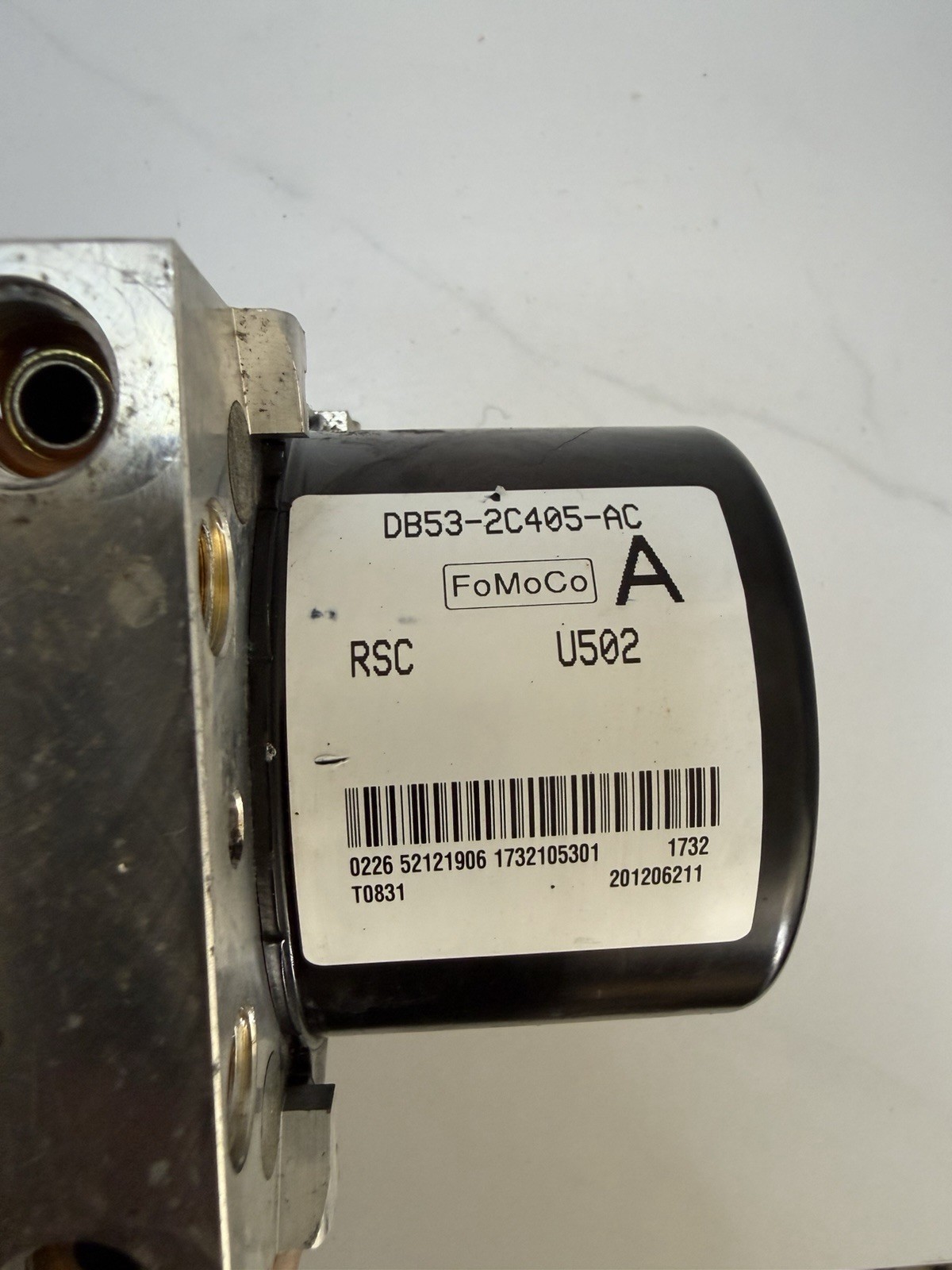 2013 - 2015 Ford Explorer Anti Lock Brake ABS DB53-2C405-AC 2013 - 2015 Ford Explorer Anti Lock Brake ABS DB53-2C405-AC