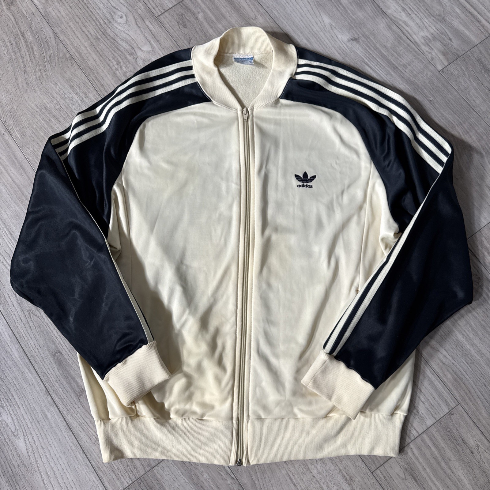 Adidas ATP Keyrolan 1980s tennis beige made in USA track top jacket vintage XL
