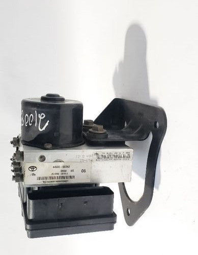 2003-2004 Toyota Sequoia ABS Anti Lock Brake pump Assembly 4x4 Skid Control Oem