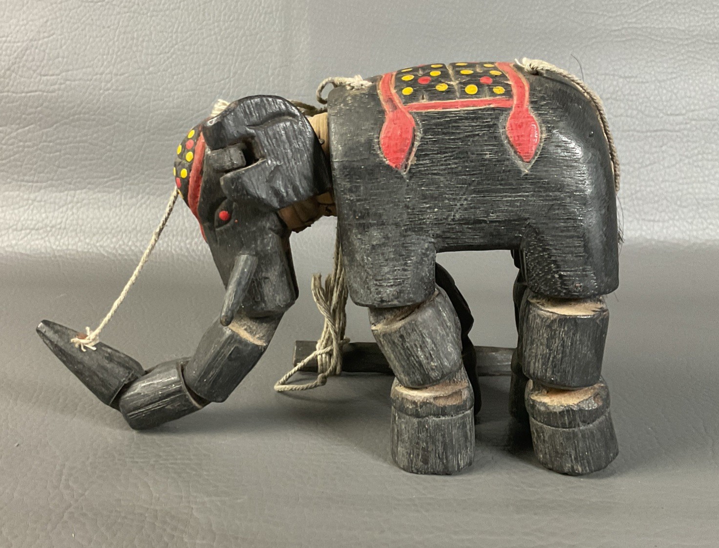 VINTAGE HAND CRAFTED WOODEN ARTICULATED ELEPHANT MARIONETTE PUPPET WALL HANGING VINTAGE HAND CRAFTED WOODEN ARTICULATED ELEPHANT MARIONETTE PUPPET WALL HANGING