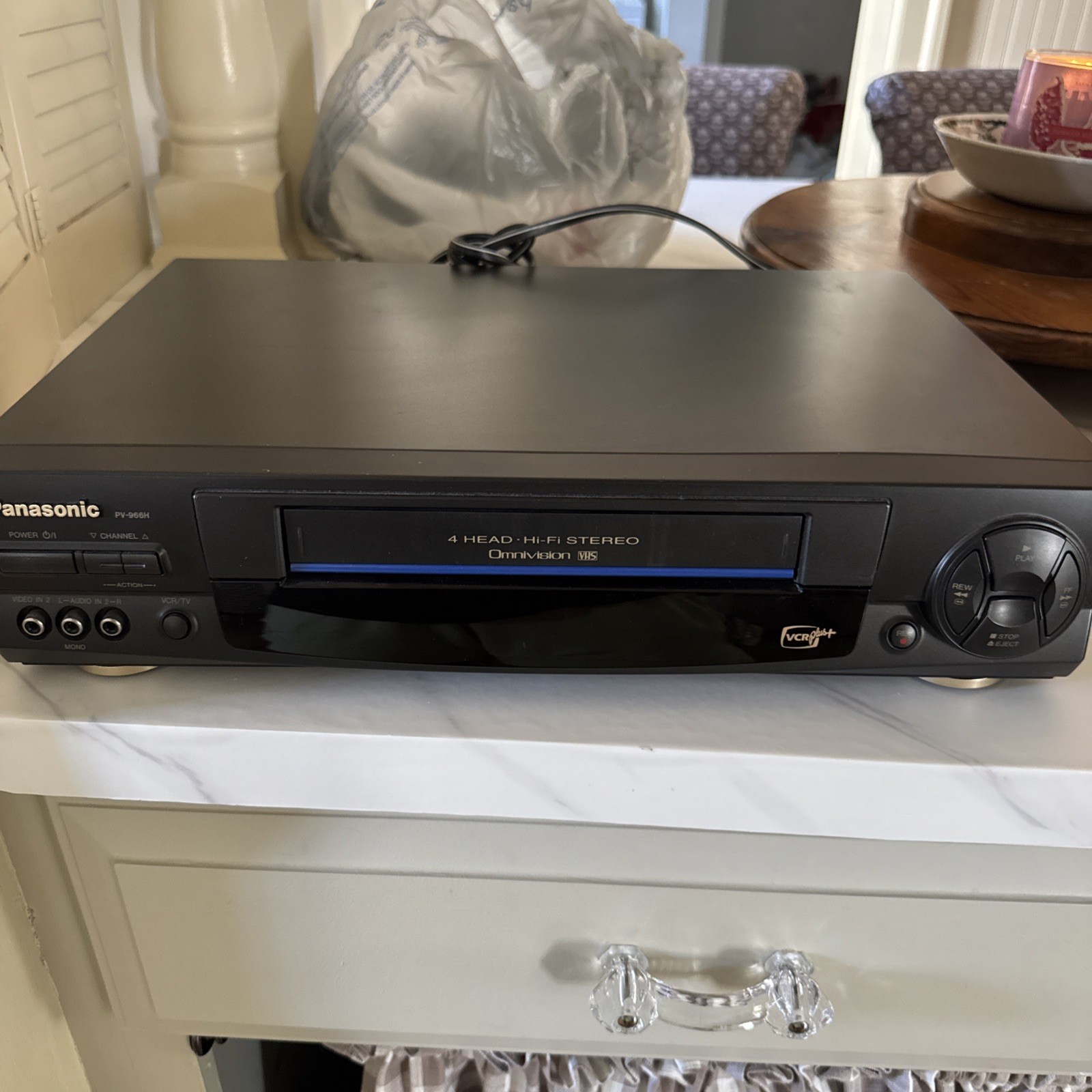 Panasonic Blue Line Omnivision PV-9660 4-Head Hi-Fi VCR (No Remote) - TESTED Panasonic Blue Line Omnivision PV-9660 4-Head Hi-Fi VCR (No Remote) - TESTED