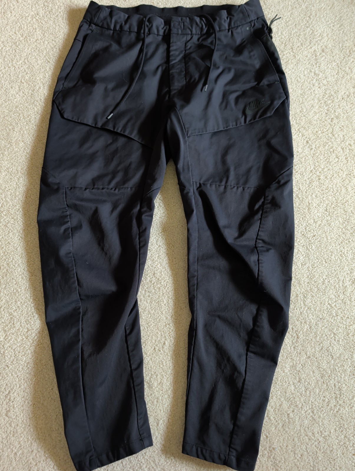Nike Tech Pack Woven Cargo Pants Mens 32 Medium Black Hiking Pockets 30x27 *