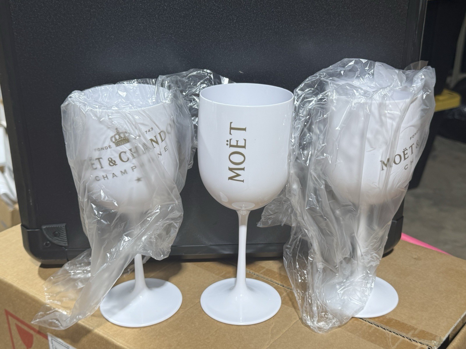 Moet & Chandon Champagne Plastic Stem Glass Goblet - 1 pair 