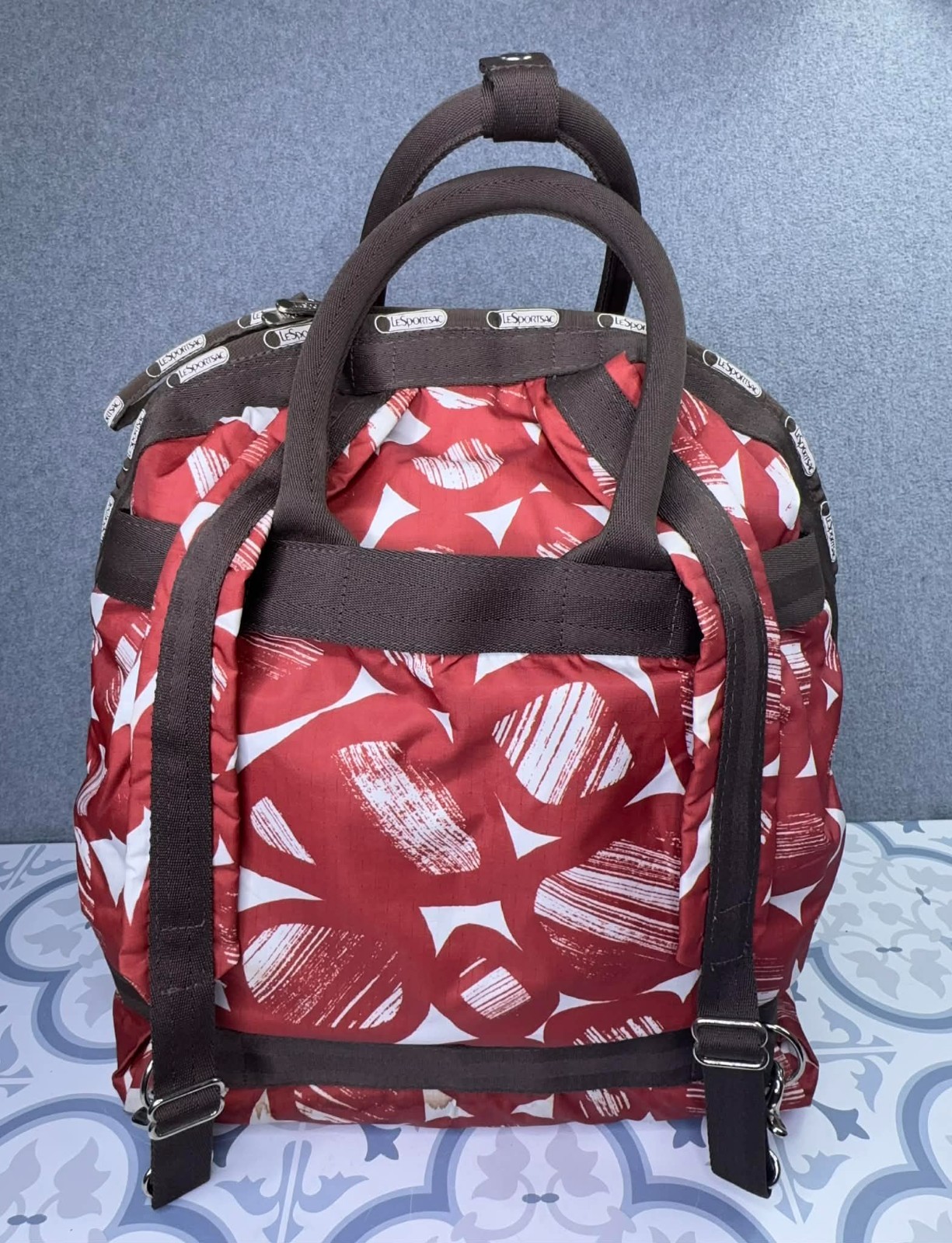 LeSportsac Red Abstract Print Backpack Duffel Bag Travel Weekender Large Zip LeSportsac Red Abstract Print Backpack Duffel Bag Travel Weekender Large Zip