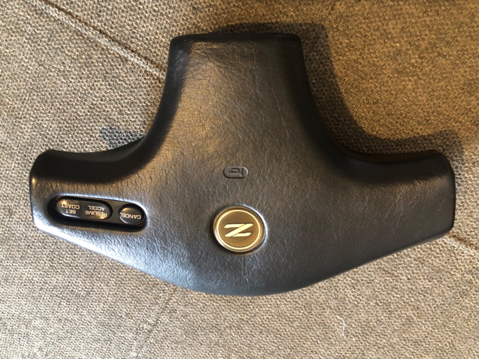 Nissan 300ZX Z32 JDM OEM Horn Pad – 48420-30P00 –New