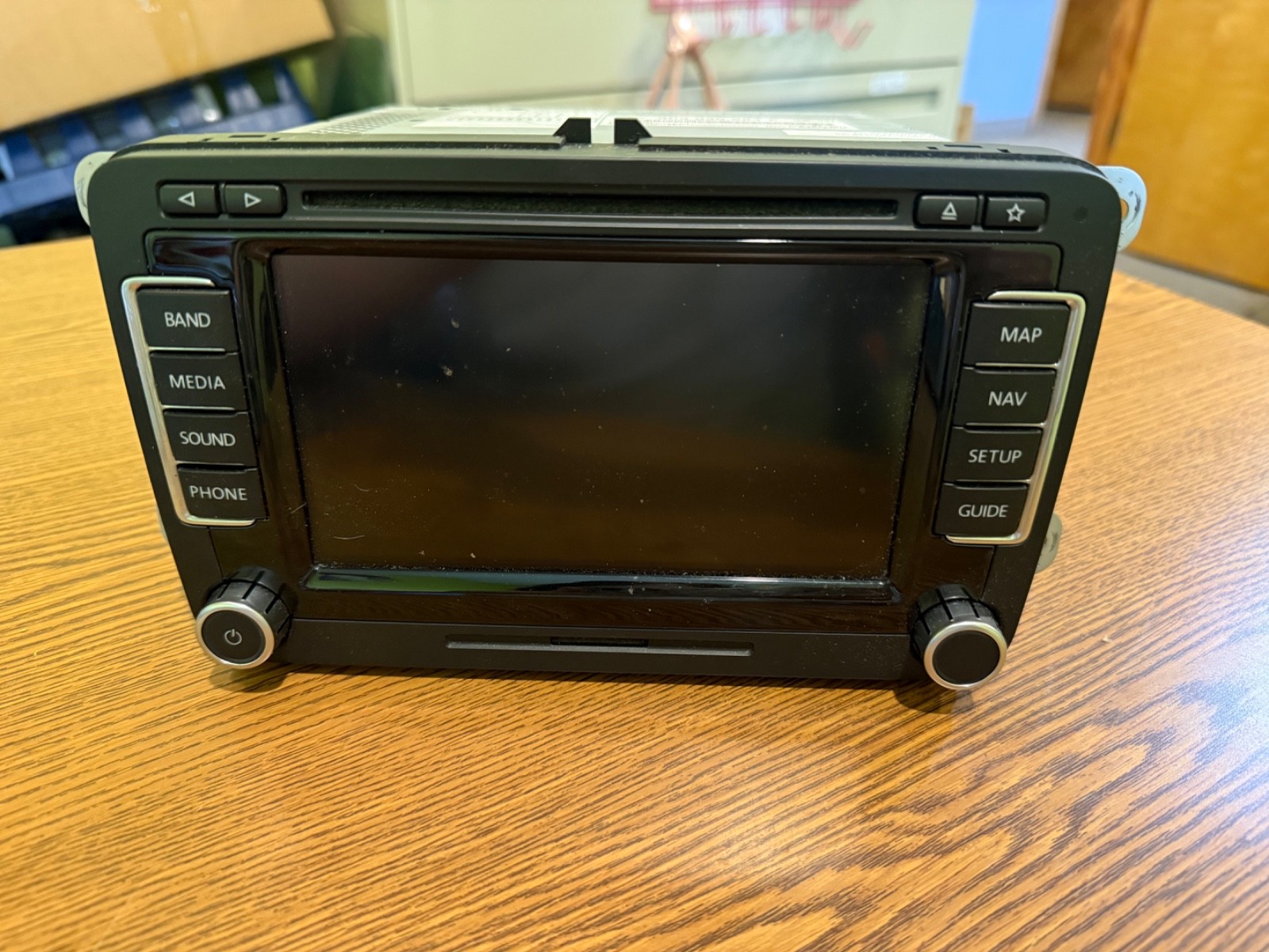 2010-2015 VOLKSWAGEN EOS PASSAT CC Radio Navigation Unit AM-FM Tuner CD OEM 2010-2015 VOLKSWAGEN EOS PASSAT CC Radio Navigation Unit AM-FM Tuner CD OEM