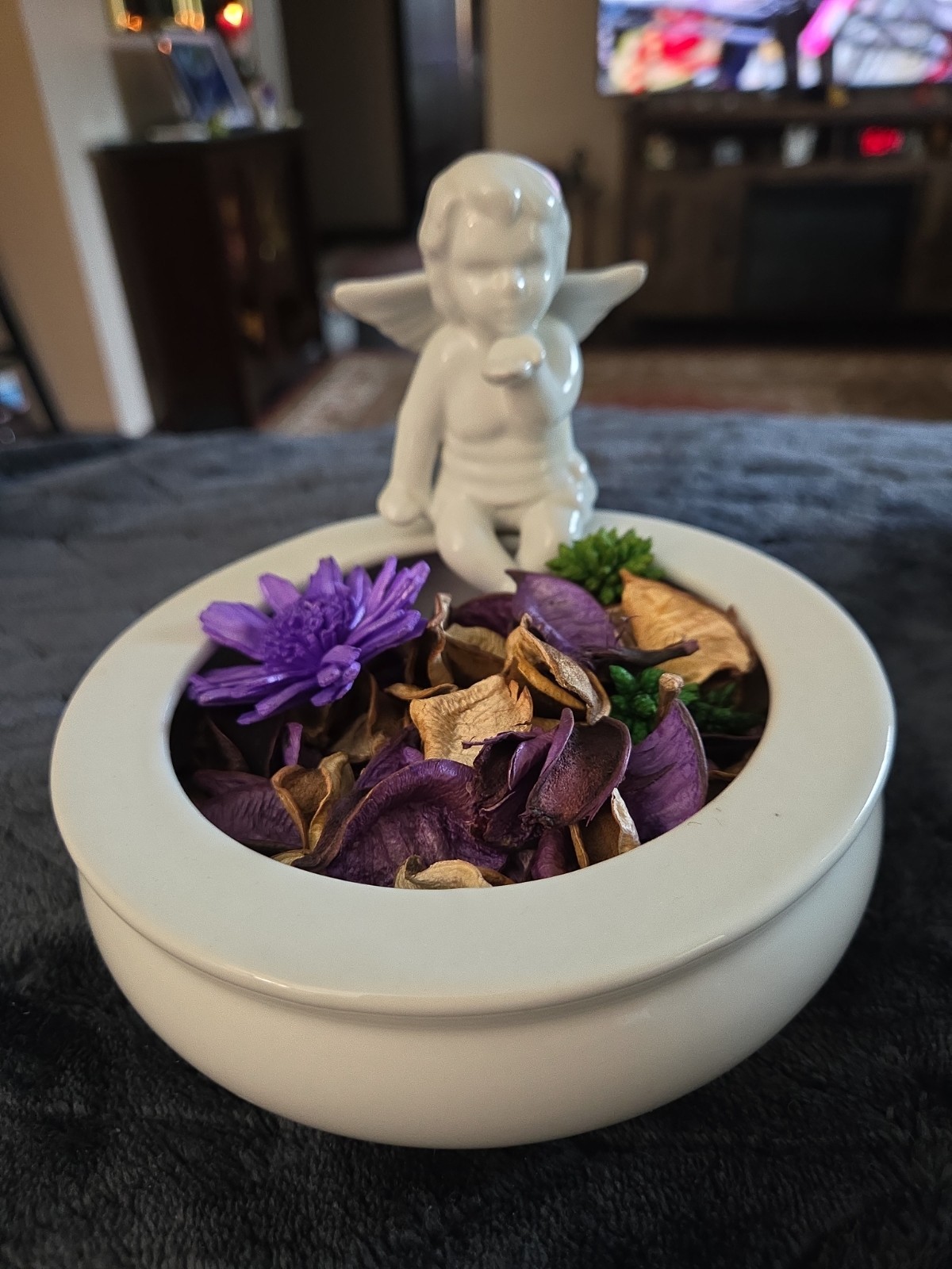 Sweet Angel Potpourri or Trinket Bowl Including Unused Potpourri Sweet Angel Potpourri or Trinket Bowl Including Unused Potpourri