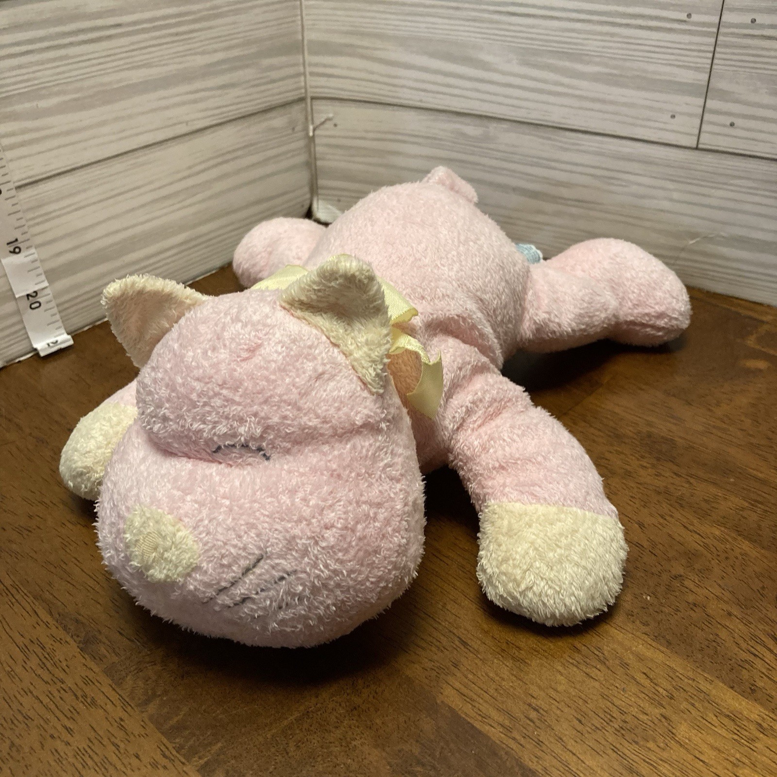 Vtg RUSS SOFT TERRYCLOTH Pink Cuddle Cat Stuffed Animal Plush RATTLE Toy Vtg RUSS SOFT TERRYCLOTH Pink Cuddle Cat Stuffed Animal Plush RATTLE Toy