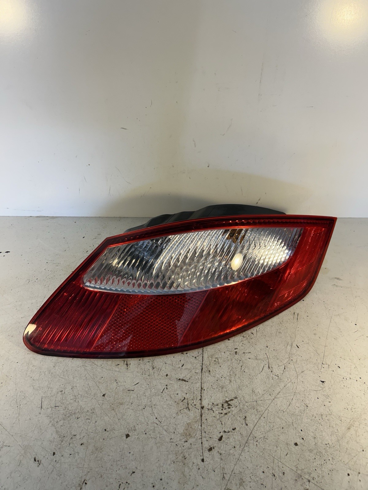 05-08 Porsche 987 Boxster Cayman Passenger Right Tail Light Lamp OEM 98763142402
