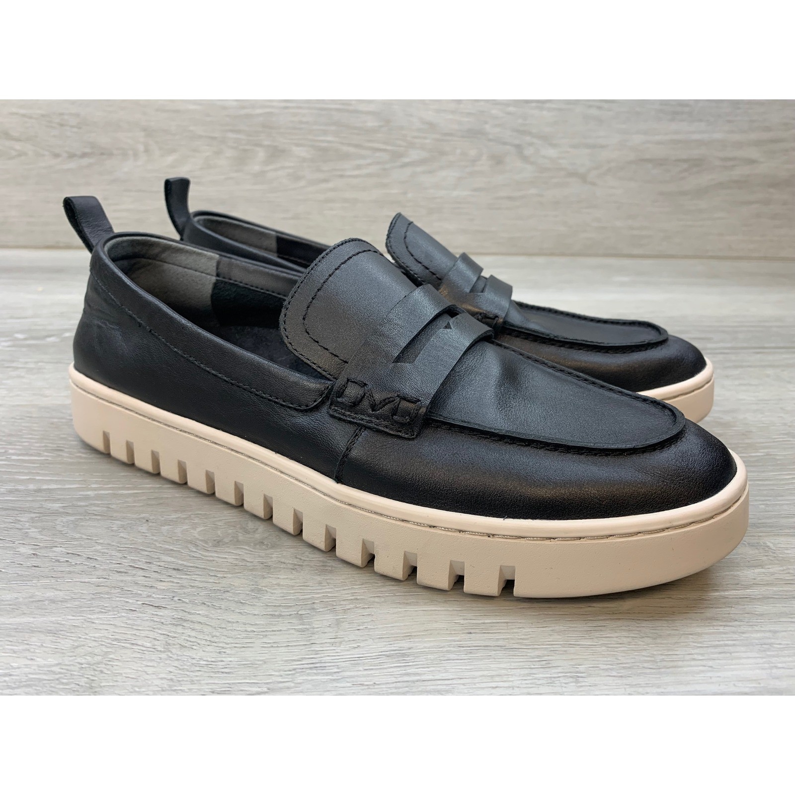 Vionic Uptown Black Leather Penny Loafers Platform Lug Sole Shoes Women\'s 8