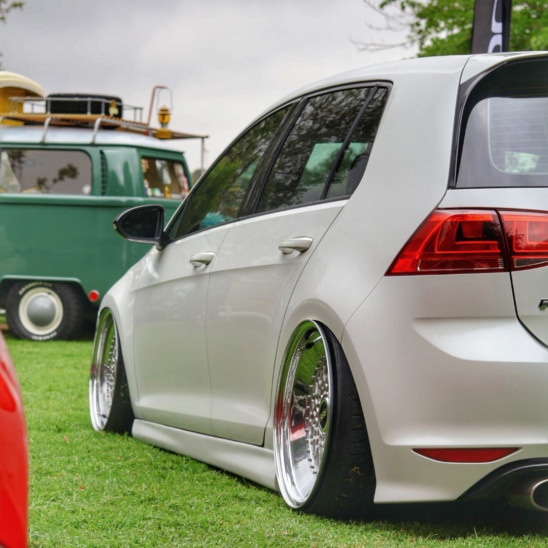VW MK7 GTI  / Golf R / Golf OptikWerks SIDE SKIRTS Volkswagen Rockers (15-21)