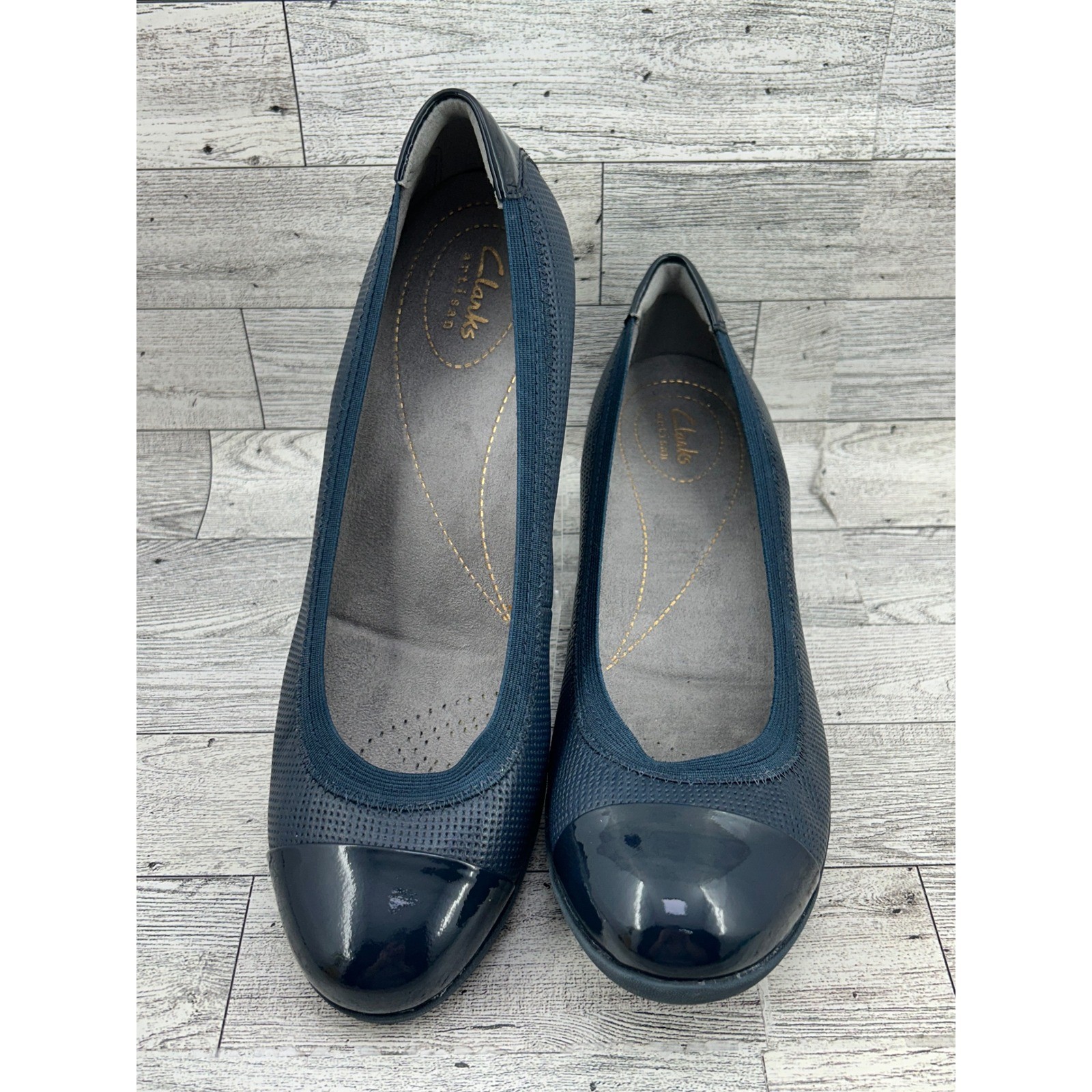 Clarks Artisan Petula Sadie Navy Leather Patent Cap Toe Wedge Pumps Women Sz 8M
