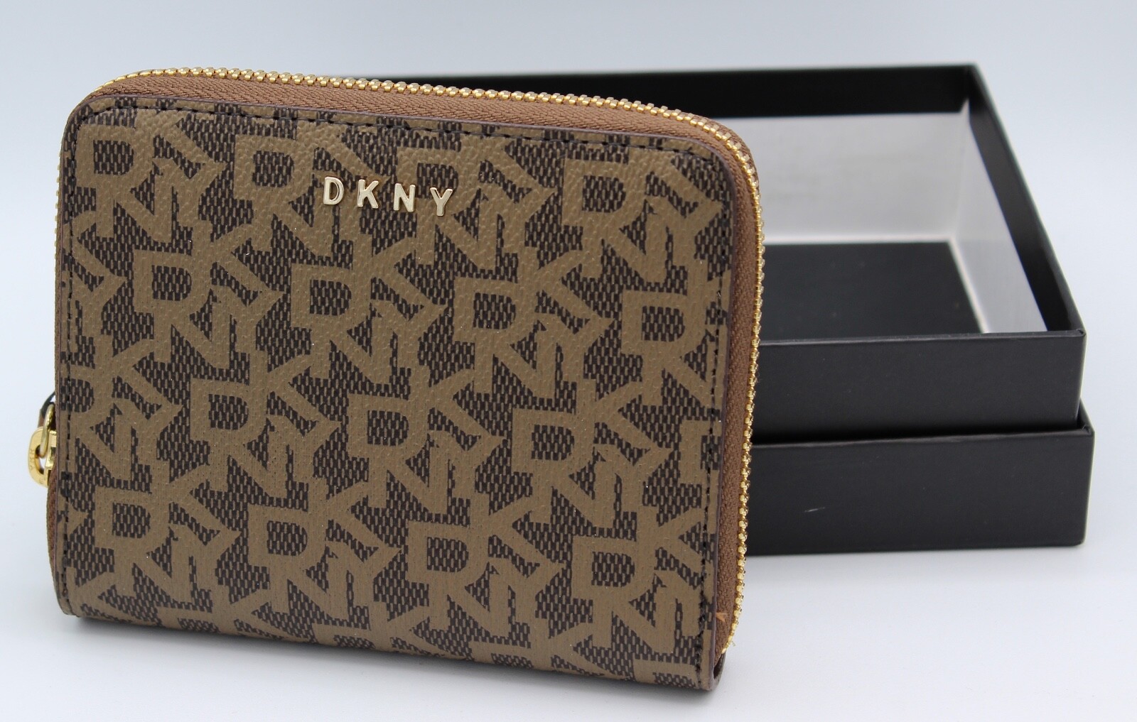 NEW AUTHENTIC DKNY BRYANT SMALL ZIP AROUND BROWN PVC CLUTCH WOMENS WALLET