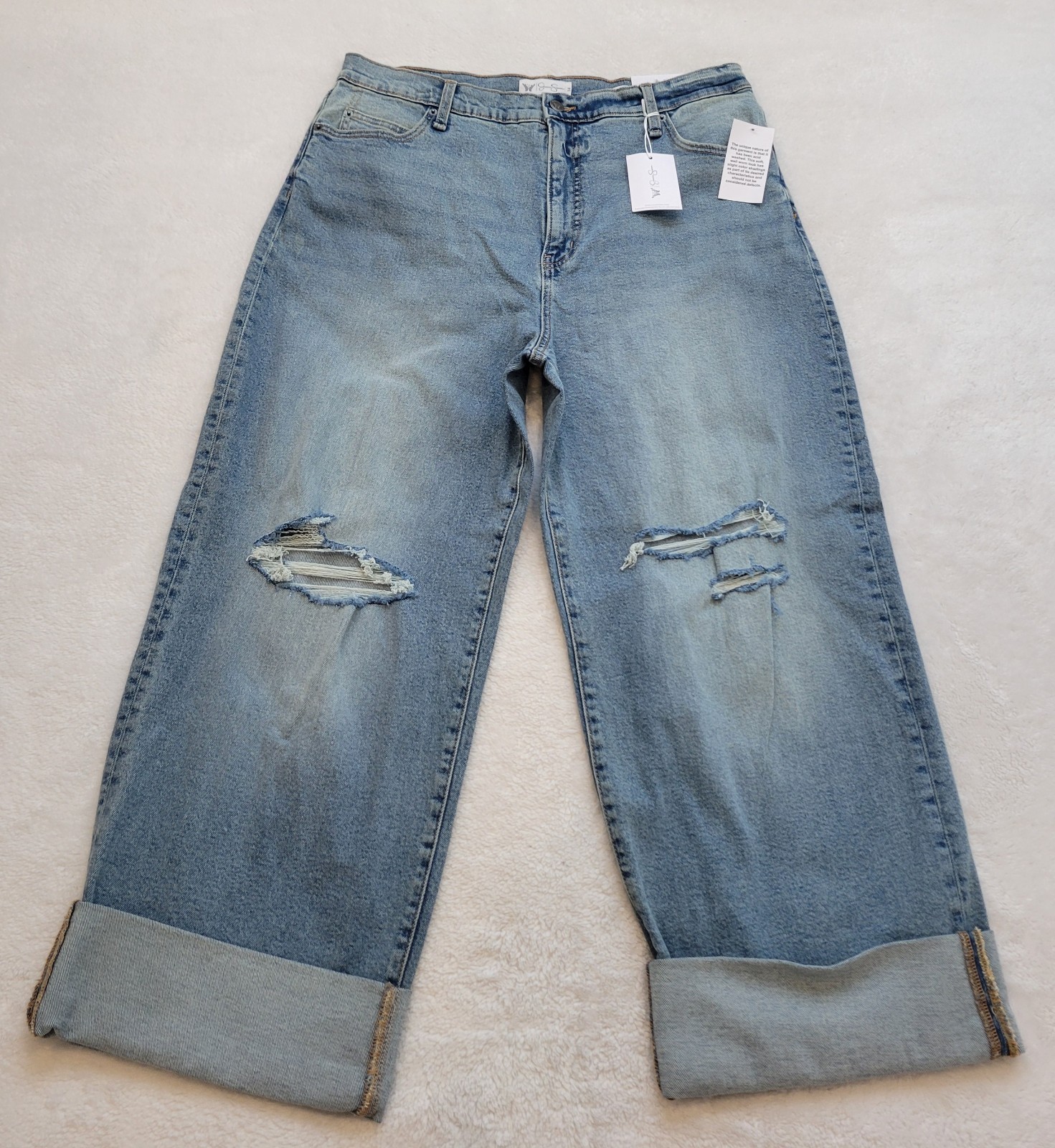 Women’s Jessica Simpson Zinnia Wide Leg Boyfriend Jeans Size 14 distressed Women’s Jessica Simpson Zinnia Wide Leg Boyfriend Jeans Size 14 distressed