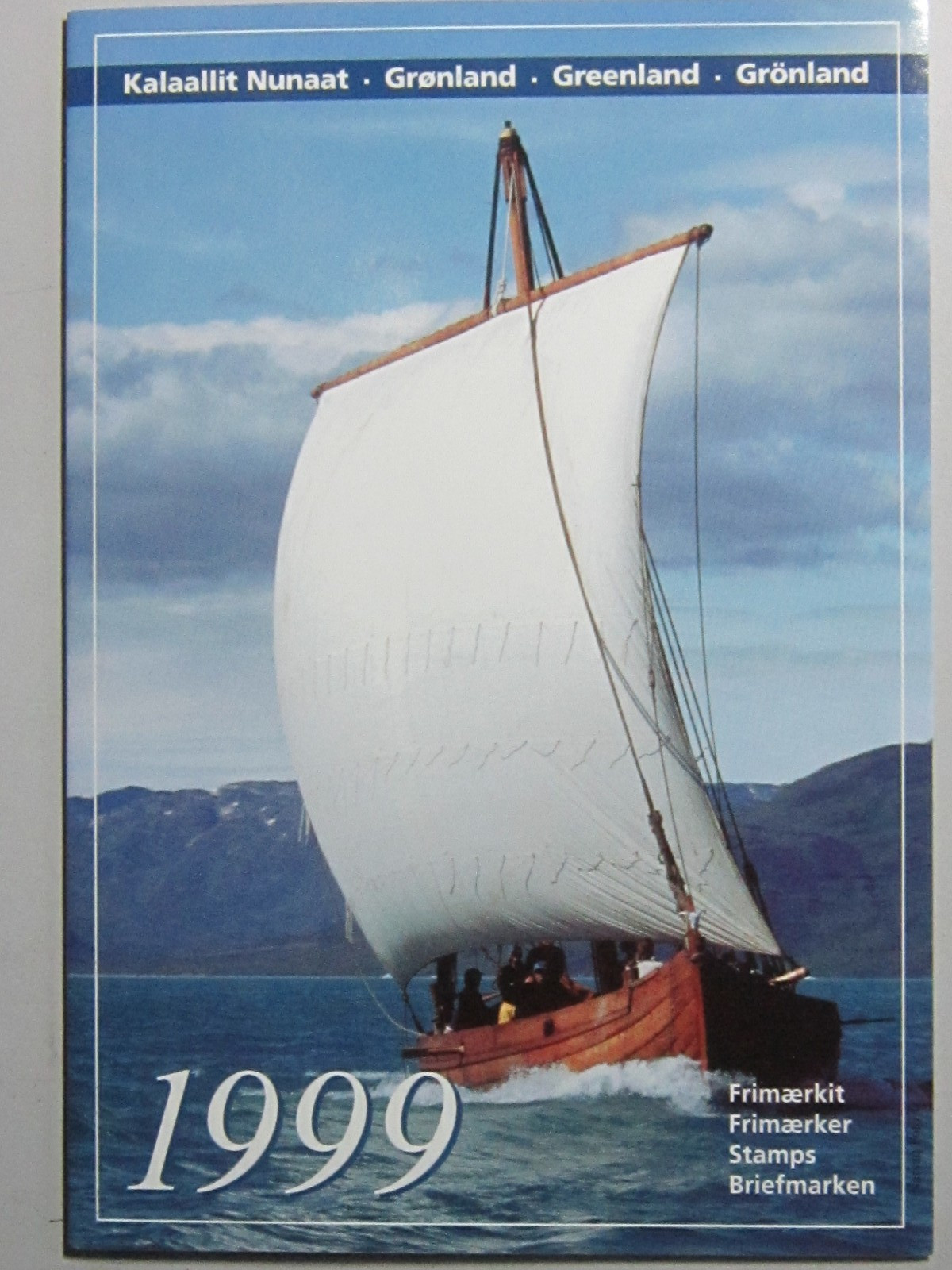GREENLAND 1999 OFFICAL Year Book complete
