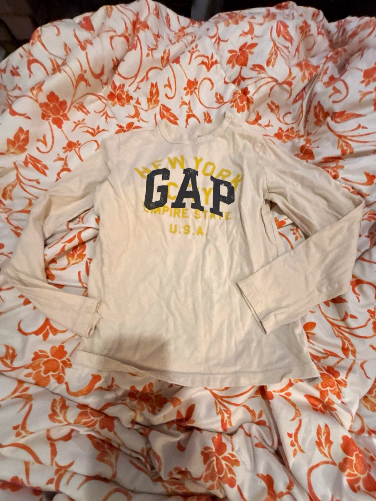 GAP Kids Boys Long Sleeve Crew Neck Graphic Logo T-Shirt White Size M GAP Kids Boys Long Sleeve Crew Neck Graphic Logo T-Shirt White Size M