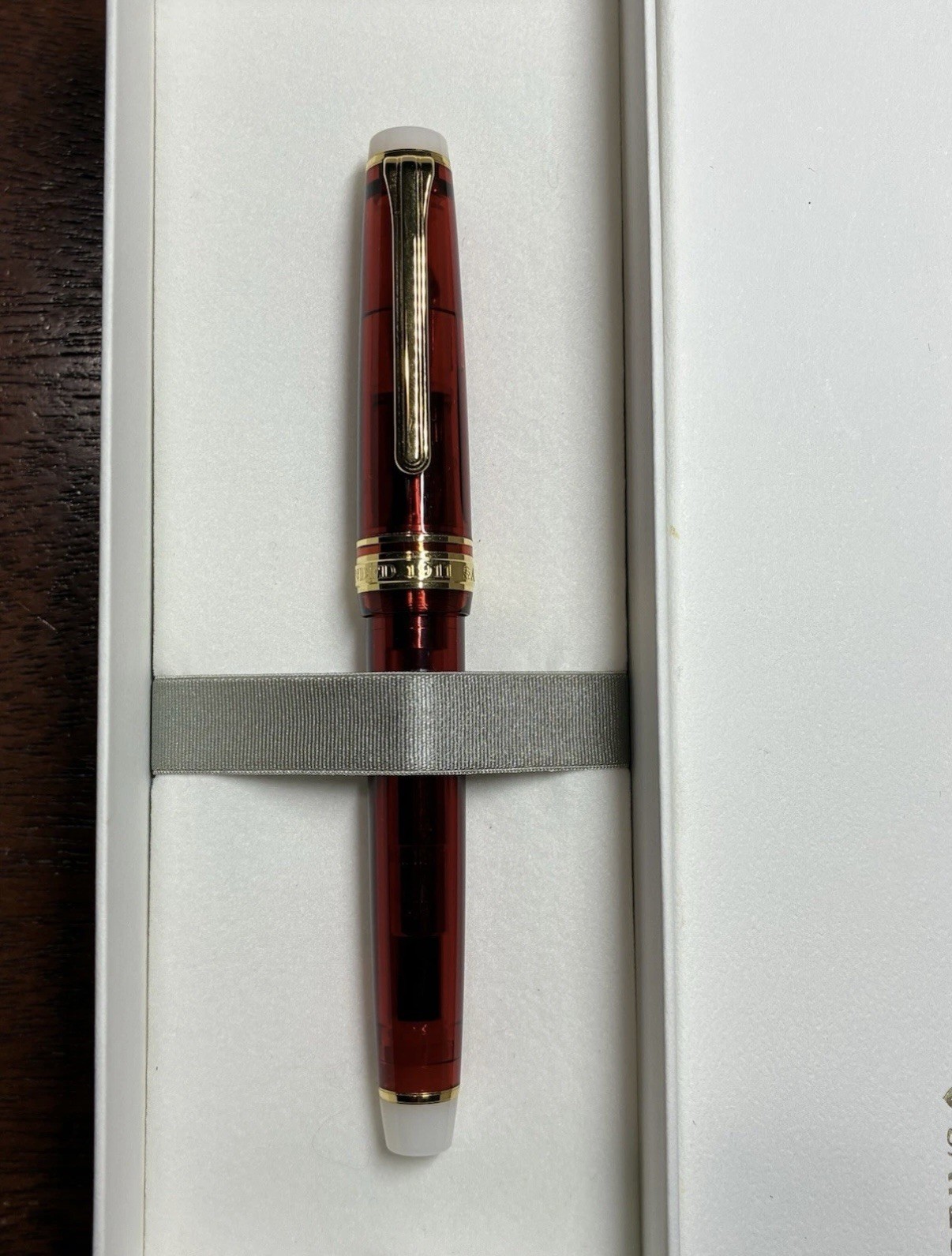 1911 Sailor Pro Gear GO USA Fountain Pen 14K Gold Hard Broad (B) Nib Limited Ed