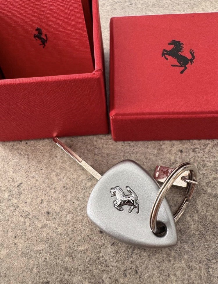Ferrari 360 OEM New Key Ferrari 360 OEM New Key