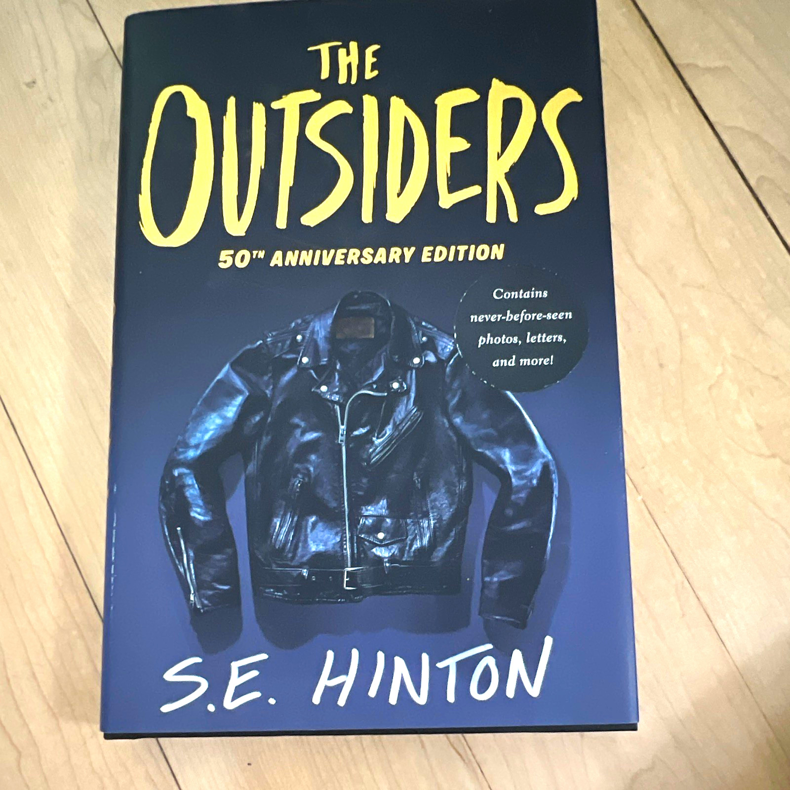 The Outsiders 50th Anniversary Ed HC w/DJ Signed & Inscribed S.E. Hinton