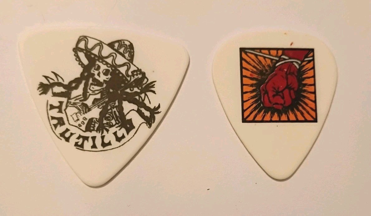 Metallica • St. Anger 2004 & Black Album 2012 • 2 Tour Guitar Picks Set 