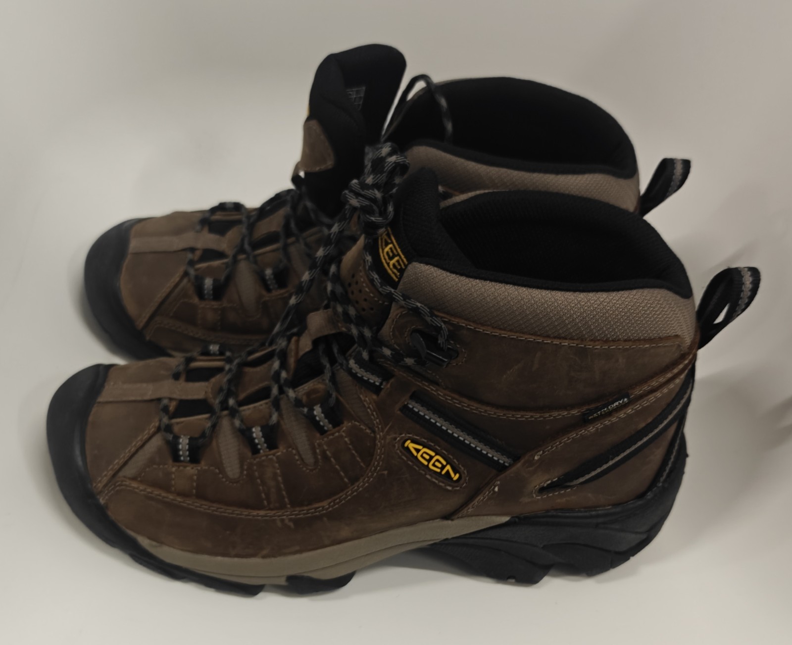 KEEN Targhee II Mid Waterproof Hiking Boots Men’s Size 10.5 Brown Outdoor Trail