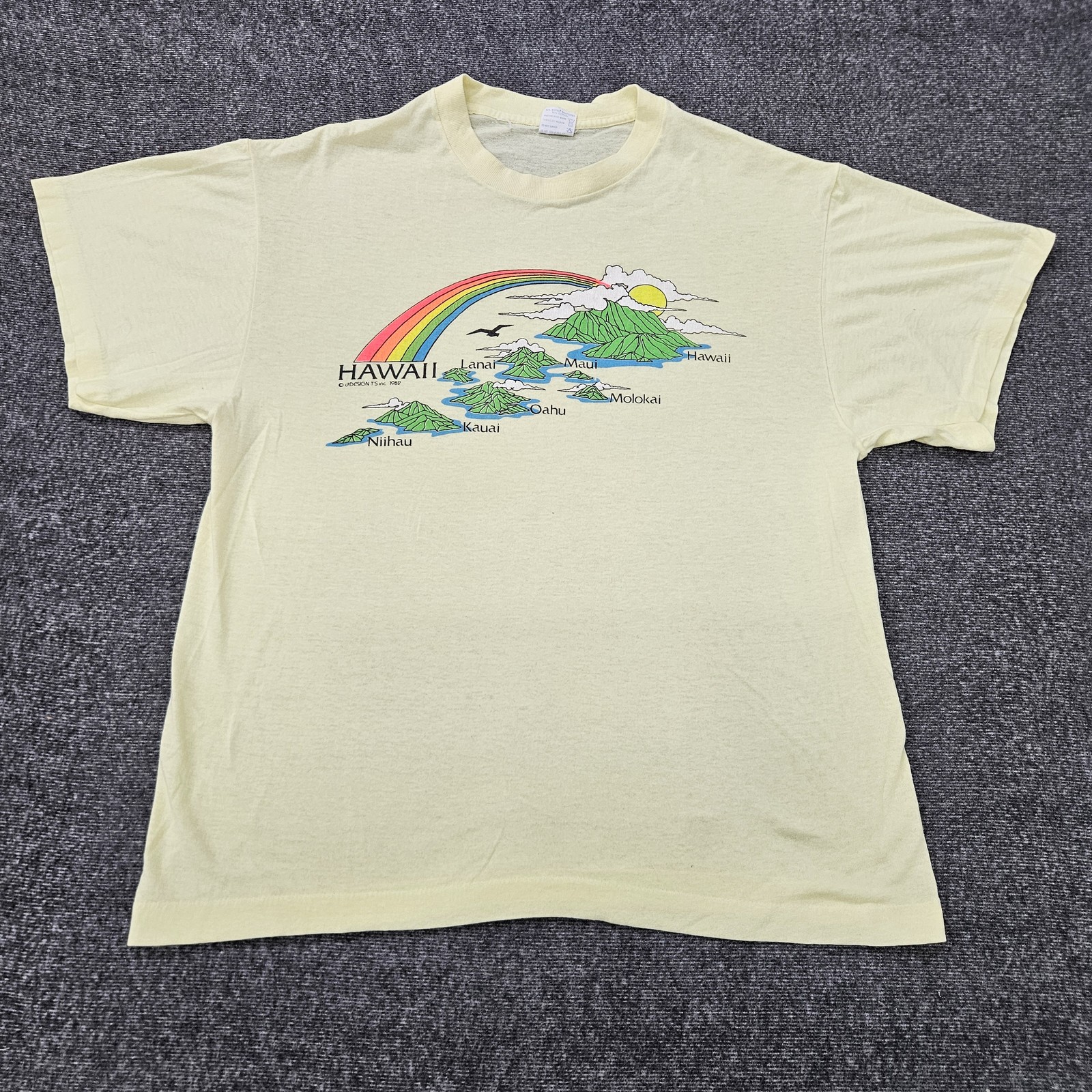 Vintage Hawaii Rainbow Map Shirt Mens XL Yellow Graphic T-Shirt USA 70s