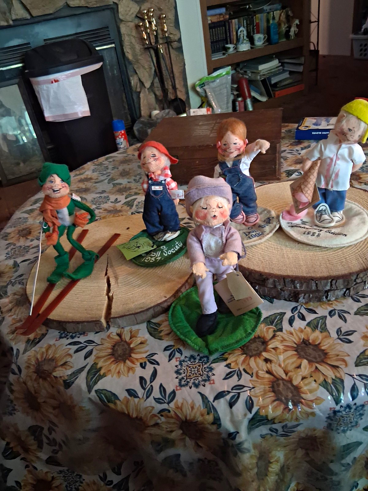 Annalee Handmade Felt Figurines Lot of 5 Hand Painted Multicolor Annalee Handmade Felt Figurines Lot of 5 Hand Painted Multicolor