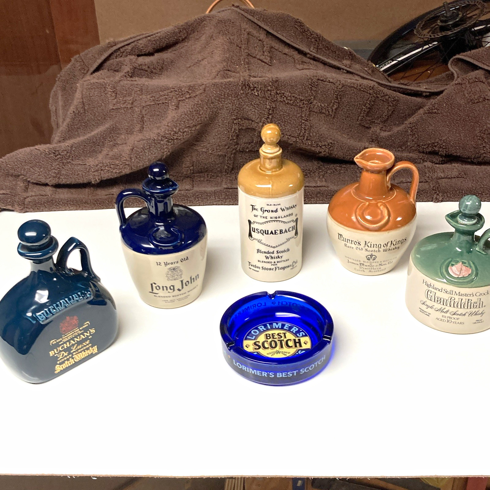 Vintage Scotch Whisky Advertising Decanter Pub Jug Bottles Ashtray Lot 1 Vintage Scotch Whisky Advertising Decanter Pub Jug Bottles Ashtray Lot 1