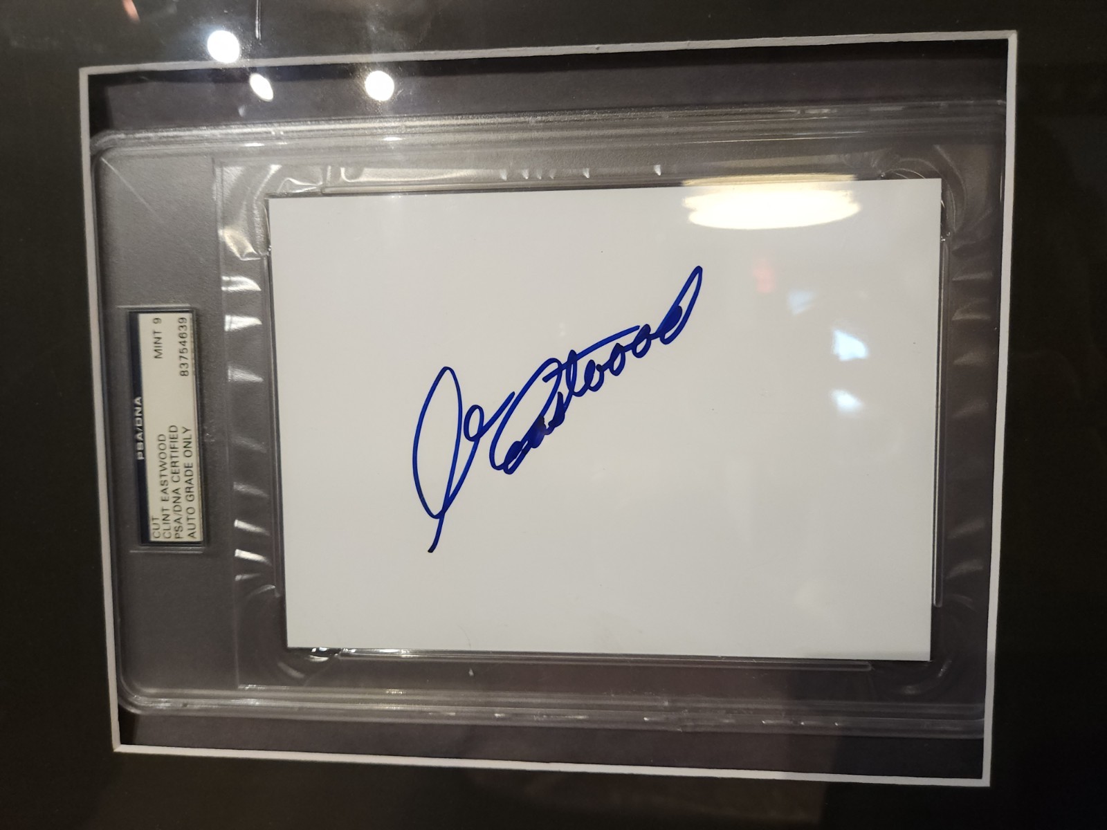 CLINT EASTWOOD Cut Auto PSA/DNA Authentic Autograph Large Slab Signed 9.0 Mint CLINT EASTWOOD Cut Auto PSA/DNA Authentic Autograph Large Slab Signed 9.0 Mint