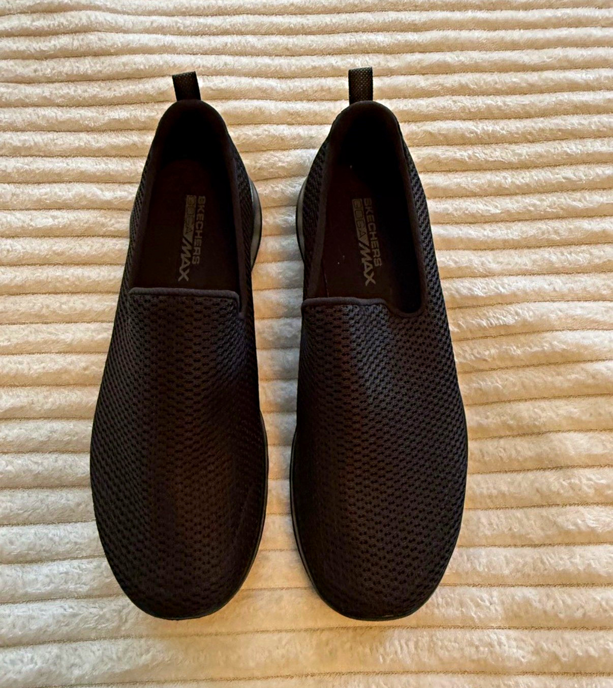 Skechers GOwalk Max Women’s Slip-On Walking Sneakers Black Textile 15600