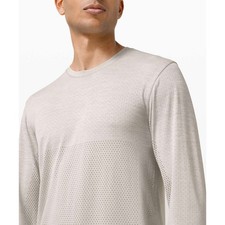 Lululemon Men's Metal Vent Breathe Long Sleeve Silver Drop / Light Ivory SZ L picture