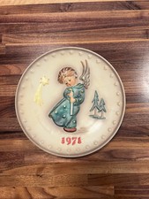 VTG 1971 - 1982 M. J. Hummel Annual Plate 12 Piece Set picture