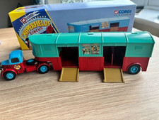 Corgi Classics Chipperfields Circus Bedford O Articulated Horsebox picture