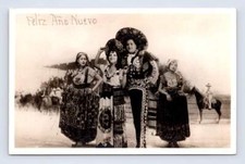Mariachi Man & Women 