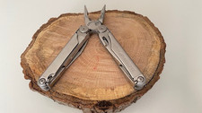 Leatherman WAVE Silver Stainless Steel Multi Tools Pliers,Knife,Scissors,Saw picture