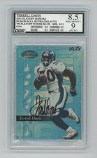 2001 Playoff Honors Terrell Davis DGA 8.5/9 Buyback Auto '99 Power Blue /15 #196 picture