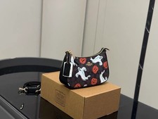 2026 HOT Teri Shoulder Bag In Signature Canvas Pumpkin Halloween Print CCE71-NWT picture