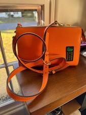 Dooney & Bourke Janine Crossbody 20 Bag picture