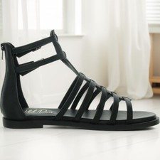 Wild Pair Womens Romanse Gladiator Round Toe Flat Sandals Black Smooth NIB picture