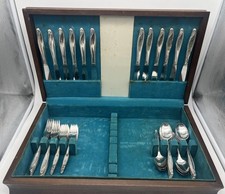 Vintage WM A Rogers Oneida Flowertime Silverplate Flatware 60pc Serves 12 Case picture