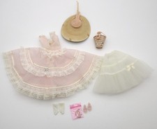 VINTAGE BARBIE 1959-61 NEAR COMPLETE PLANTATION BELLE #966 DOLL OUTFIT picture