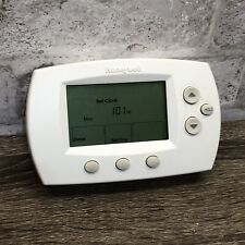 Honeywell TH6110D1021 FocusPro Programmable Digital Thermostat picture